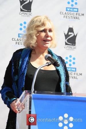 Kim Novak Undergoing Treatment For Breast Cancer