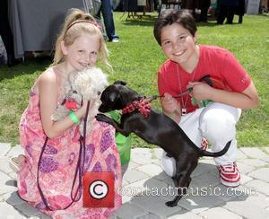 Emily Alyn Lind and Zach Callison Debbie Durkin's Celebrity Music Hospitality Lounge presented by Gibson Guitar to Benefit Music Saves...