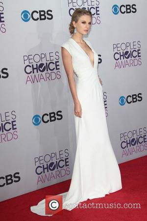 Taylor Swift 39th Annual People's Choice Awards at Nokia Theatre L.A. Live - Arrivals  Featuring: Taylor Swift Where: Los...