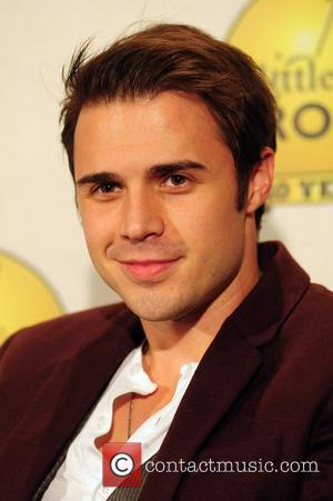 KRIS ALLEN