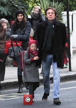 Paul McCartney, Nancy Shevell and Beatrice McCartney - Paul McCartney and family out and about in Notting Hill London United...