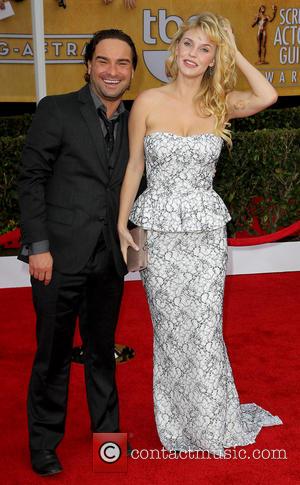 Johnny Galecki and Kelli Garner - SAG Awards Arrivals Los Angeles California United States Sunday 27th January 2013