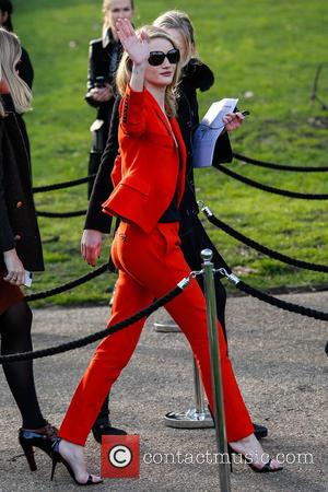 Rosie Huntington-Whiteley - London Fashion Week - Autumn/Winter 2013 - Burberry Prorsum - Outside Arrivals at London Fashion Week -...