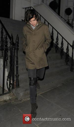 Harry Styles - Celebrities leave a house party in Notting...