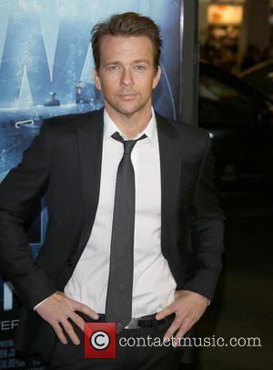Sean Patrick Flanery - 'Phantom' Los Angeles Red Carpet Premiere at the Chinese Theater - Los Angeles, California, United States...