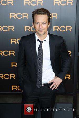 Sean Patrick Flanery - Los Angeles premiere of 'Phantom' at the Chinese Theatre - Arrivals - Los Angeles, California, United...