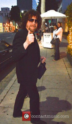 Jeff Lynne - Jeff Lynne, Lead singer of Electric Light Orchestra arrives at Mr. Chow restaurant in Beverly Hills Ca,...