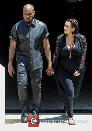 Kim Kardashian - Kim Kardashian and Kanye West house hunting