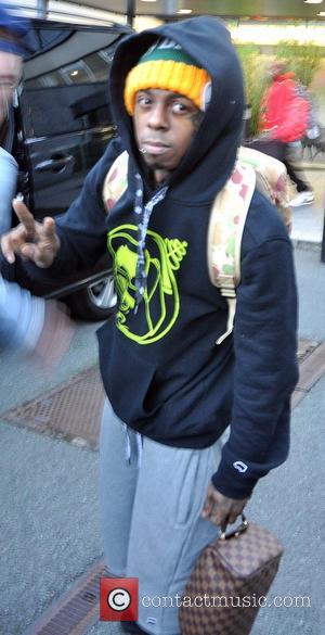 Lil Wayne - Lil Wayne arriving at Dublin Airport