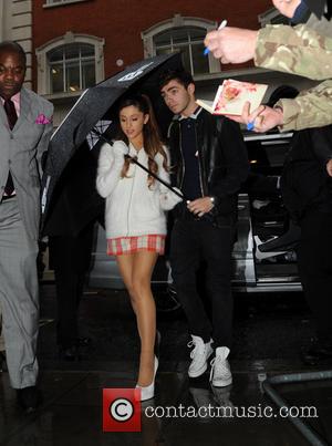 Ariana Grande - Ariana Grande and Nathan Sykes arrive at...