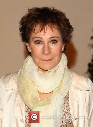 Zoe Wanamaker