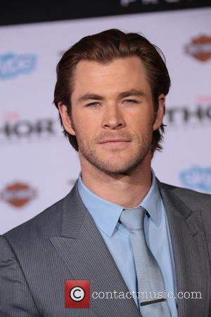 Chris Hemsworth - 