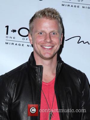 'The Bachelor's' Sean Lowe and Catherine Giudici Have Tied The Knot In Front Of Million Of People 