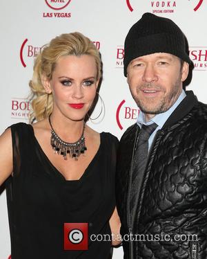 Donnie Wahlberg Proposes To Jenny McCarthy With A "Yellow Sapphire" Engagement Ring