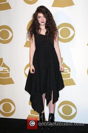 Teen Hottie Lorde Hates Being Called a 'Teen Hottie'