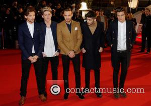 One Direction Honoured With The Global Recording Artists of 2013 Award