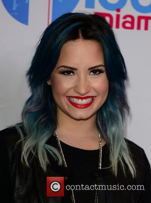  Demi Lovato Has "Never Been More Excited" To Start New 'Neon Lights' Tour