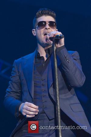 Robin Thicke "Needed To Be Humbled" After Success And Criticism Of 2013