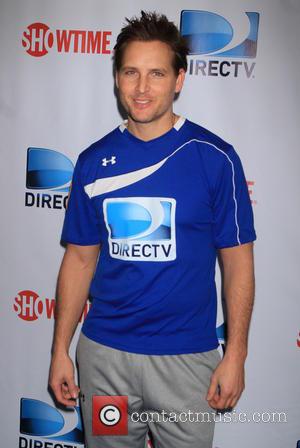 Peter Facinelli - DirecTV's 8th Annual Celebrity Beach Bowl held at Pier 40 - Arrivals - New York City, New...