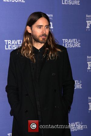 Jared Leto Takes Heckler To Task, Dedicates Night To Philip Seymour Hoffman