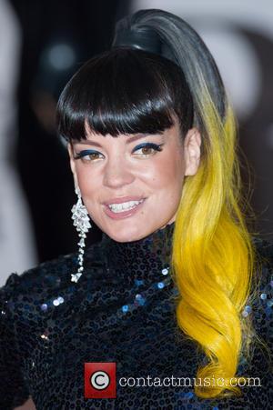Lily Allen Agrees With Fan Who Calls Her New 'Sheezus' Music "Rubbish" 