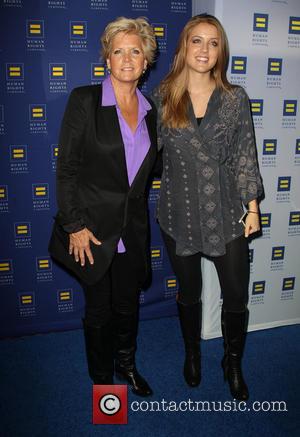 Meredith Baxter and Mollie Birney - Human Rights Campaign Los Angeles Gala Dinner - Arrivals - Los Angeles, California, United...