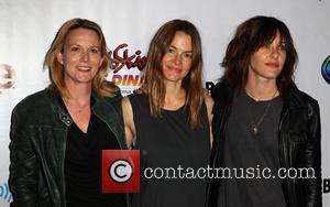 LAUREL HOLLOMAN, LEISHA HAILEY and KATE MOENNIG - The 2014 Dinah Shore Weekend, Club Skirts  