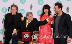 Jerry Lewis, Richard Lewis, Illeana Douglas and Dane Cook - Jerry Lewis' Hand and Footprint Ceremony at TCL Chinese Theatre...