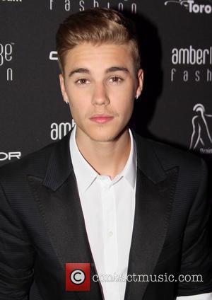 Justin Bieber - Amber Lounge 2014 Gala