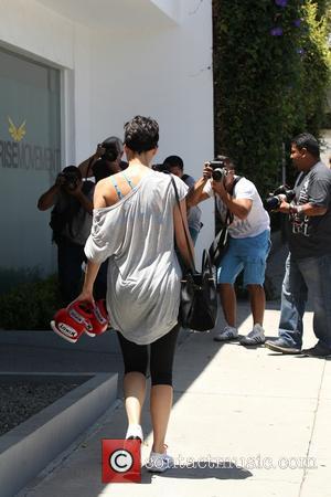 Jaimie Alexander - Jaimie Alexander arrives at a gym on Melrose Avenue holding a pair of boxing gloves - Los...