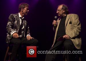 Cliff Richard and Phil Silverstone - Cliff Richard thanks his loyal fans in New York with free concert and Q&A...