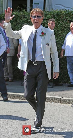 Cliff Richard - Cliff Richard outside Wimbledon today - London, United Kingdom - Tuesday 1st July 2014