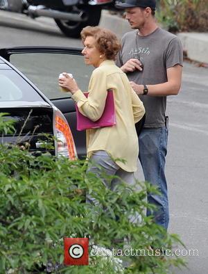 Katie Holmes - Katie Holmes and Ryan Reynolds filming \Woman...