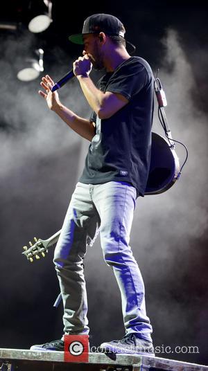 Mike Shinoda - Linkin Park perform live at the Cruzan Amphitheatre as part of their Carnivores Tour - Florida, United...
