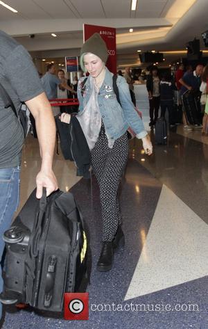 Hayley Williams - Lead singer of American rock band Paramore Hayley Williams departs from Los Angeles International Airport - Los...