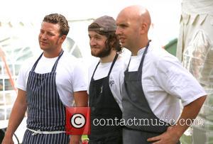 Jamie Oliver, Douglas McMaster and Matty Bowling - Jamie Oliver films 'Jamie & Jimmy's Food Fight Club' in Hove -...