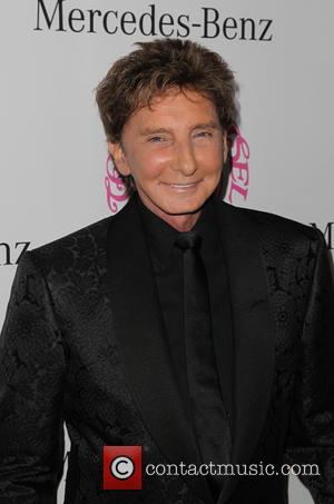 Barry Manilow Reportedly Wed Long-Term Manager & Partner, Garry Kief, In 2014
