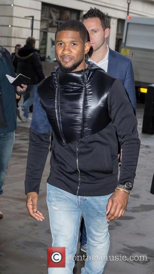Usher Posts Instagram Pic Of Red Eye, Jokes About Fighting Amidst Rumours Of NYE Fight To Defend Girlfriend 