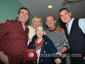 Paddy Houlihan, Jenny O'carroll, Brendan O'carroll and Danny O'carroll With Alice Flanagan (13)