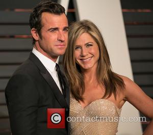 Justin Theroux and Jennifer Aniston - The 87th Annual Oscars - Vanity Fair Oscar Party at Wallis Annenberg Center for...