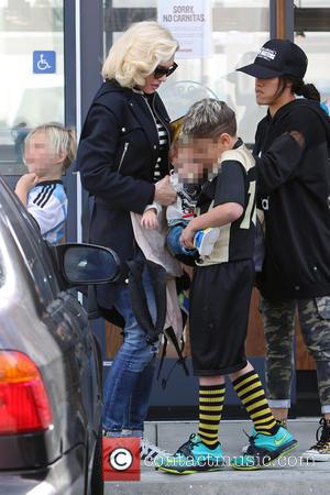 Gwen Stefani, Kingston Rossdale, Zuma Rossdale and Apollo Rossdale - Gwen Stefani takes her two eldest sons to their weekly...