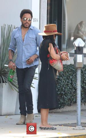 Lenny Kravitz and Lisa Bonet - Lenny Kravitz and his ex-wife Lisa Bonet go for lunch together at Gracia Madre...