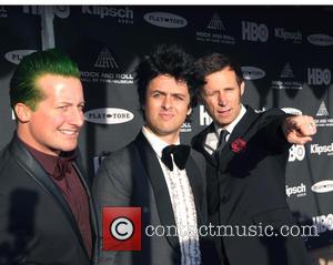  Green Day Score Third UK Number One Album With 'Revolution Radio'
