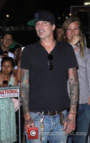 Tommy Lee's Son Claims Bedroom Brawl Was Over The Rocker's 'Alcoholism'