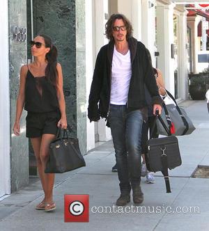 Chris Cornell, Vicky Karayiannis