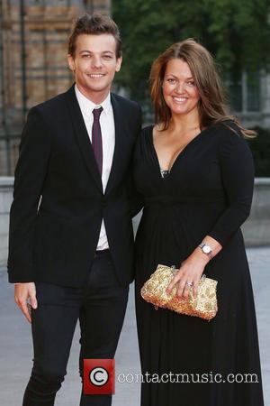 Louis Tomlinson, Mother Johannah Deakin and One Direction