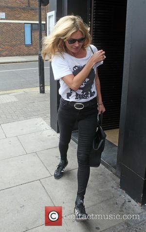 Kate Moss - Kate Moss out and about in Notting Hill at notting hill - London, United Kingdom - Wednesday...