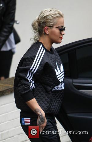 Rita Ora Apologises To Michael Clifford For Stage Fall