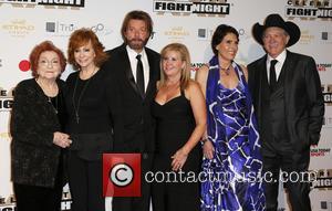 Jacqueline Smith, Reba Mcentire, Ronnie Dunn, Janine Dunn, Barbara Brooks and Kix Brooks