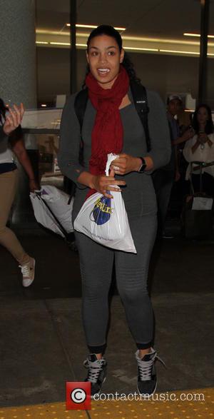 Jordin Sparks - Jordin Sparks arrives at Los Angeles International Airport - Los Angeles, California, United States - Monday 11th...